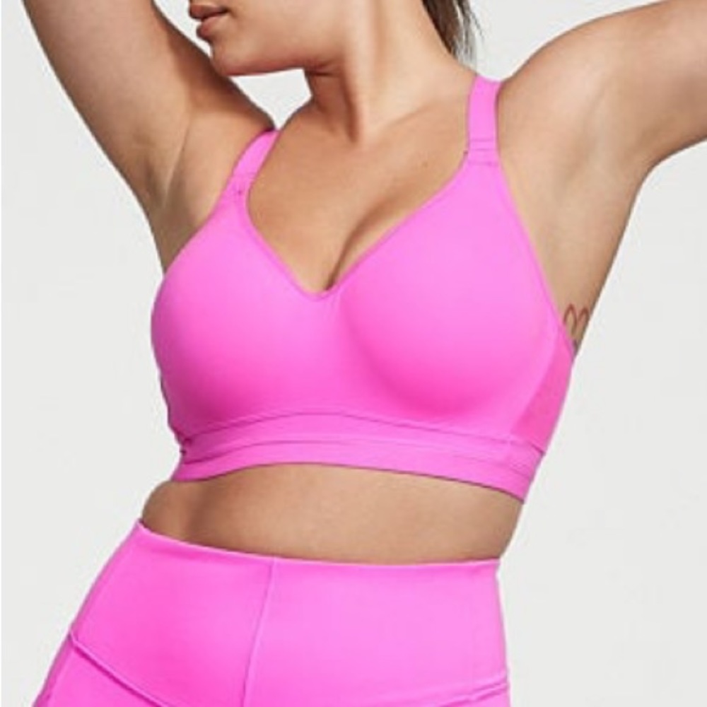 🌟HP🌟Victoria’s Secret 2 Sports Bras